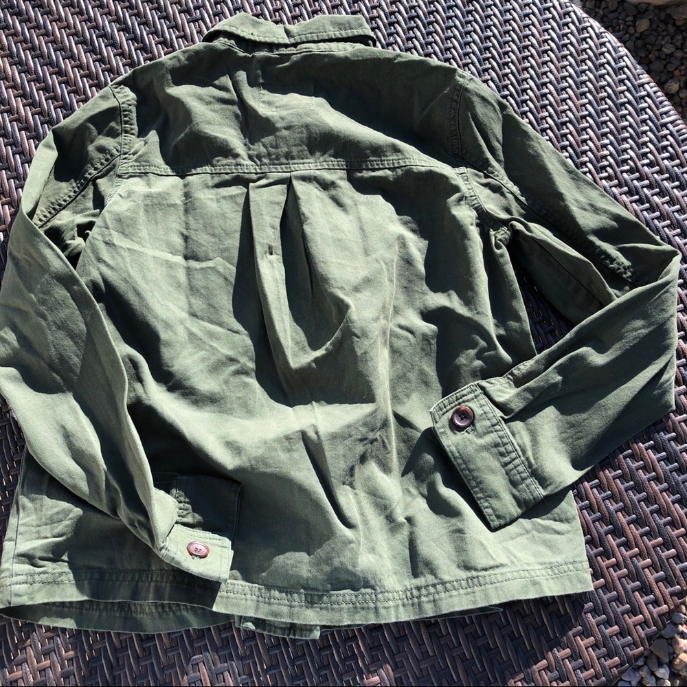 Button up jacket - Picture 4 of 4